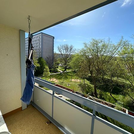 Ruhige Sonnige 1,5 Zimmer Wohnung Erfurt Esterno foto